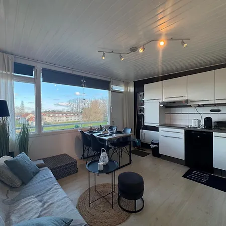 Ohana - à 1km De La Avec Parking Gratuit , Balcon,tennis Et Parc Enfant Apartamento De Haan