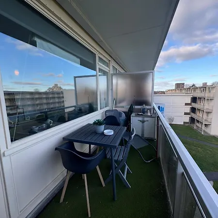 Ohana - à 1km De La Avec Parking Gratuit , Balcon,tennis Et Parc Enfant Apartamento