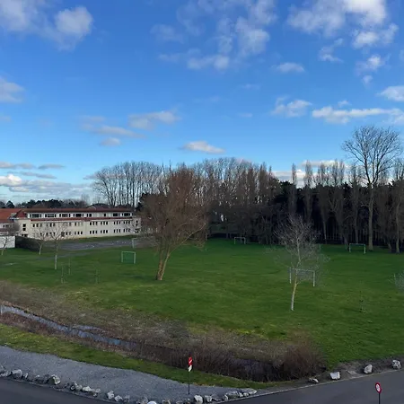 Apartamento Ohana - à 1km De La Avec Parking Gratuit , Balcon,tennis Et Parc Enfant De Haan