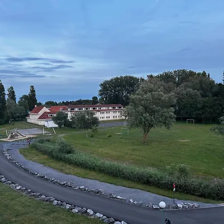 Ohana - à 1km De La Avec Parking Gratuit , Balcon,tennis Et Parc Enfant