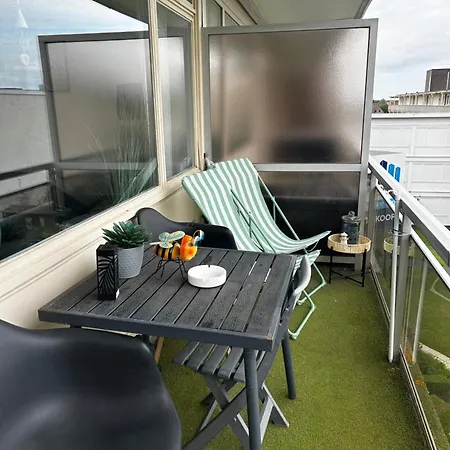 Ohana - à 1km De La Avec Parking Gratuit , Balcon,tennis Et Parc Enfant Apartamento De Haan