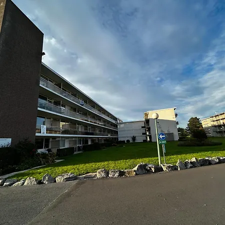 Ohana - A 1km De La Avec Parking Gratuit , Balcon,tennis Et Parc Enfant